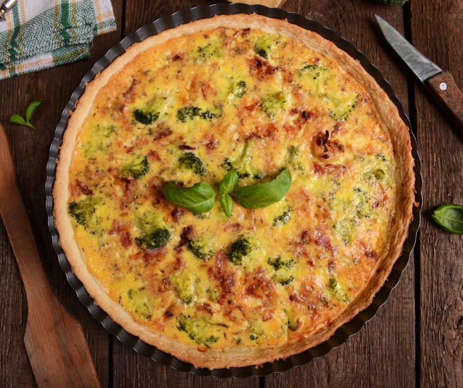 Tarte aux pignons de pin, tomate et pesto